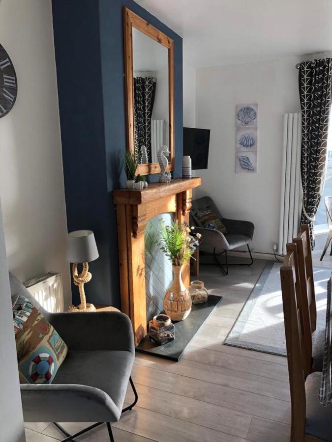 First Floor Apartment With Mountain Views Tywyn Exterior foto